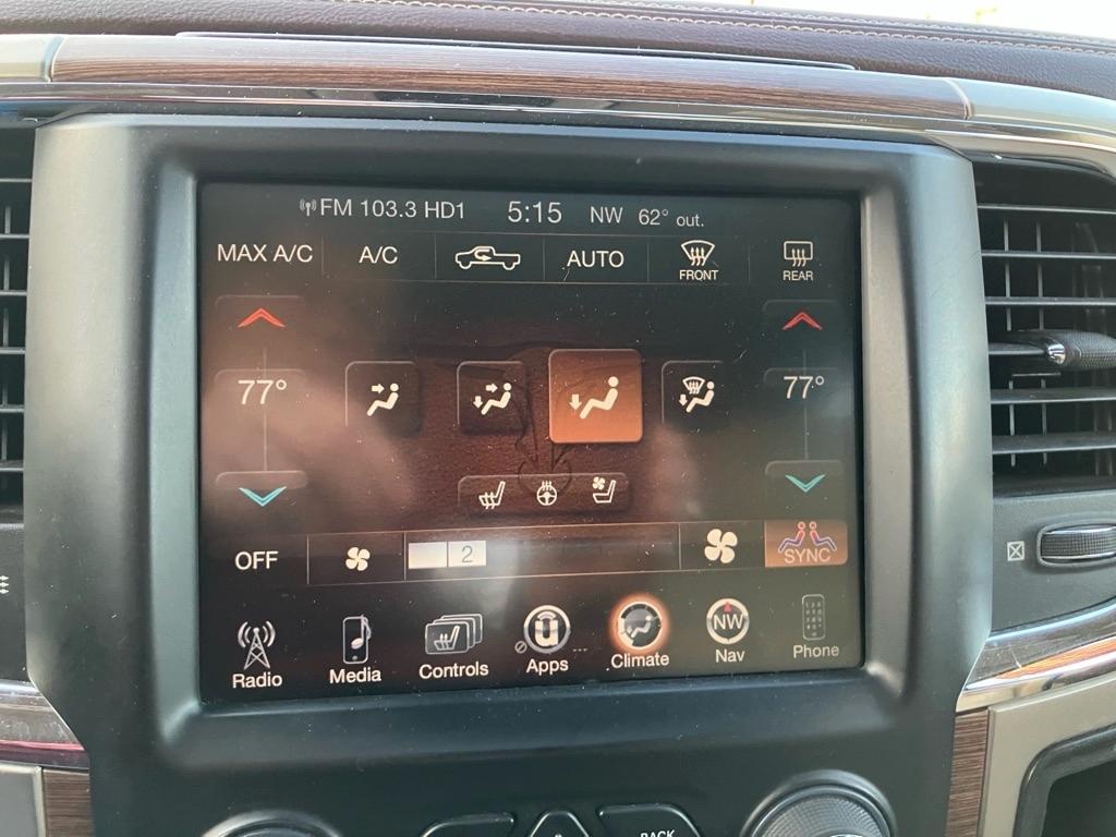 RAM 1500 Laramie Crew Cab SWB 4WD 2013