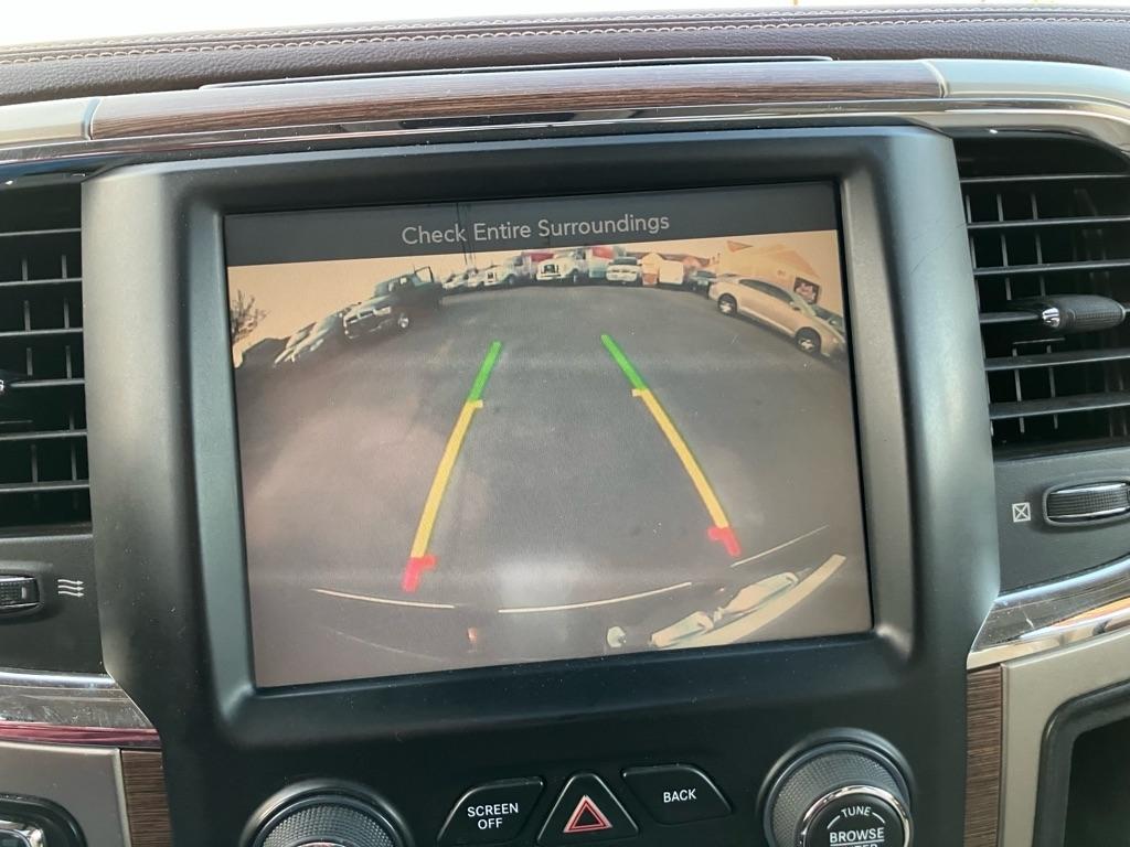 RAM 1500 Laramie Crew Cab SWB 4WD 2013