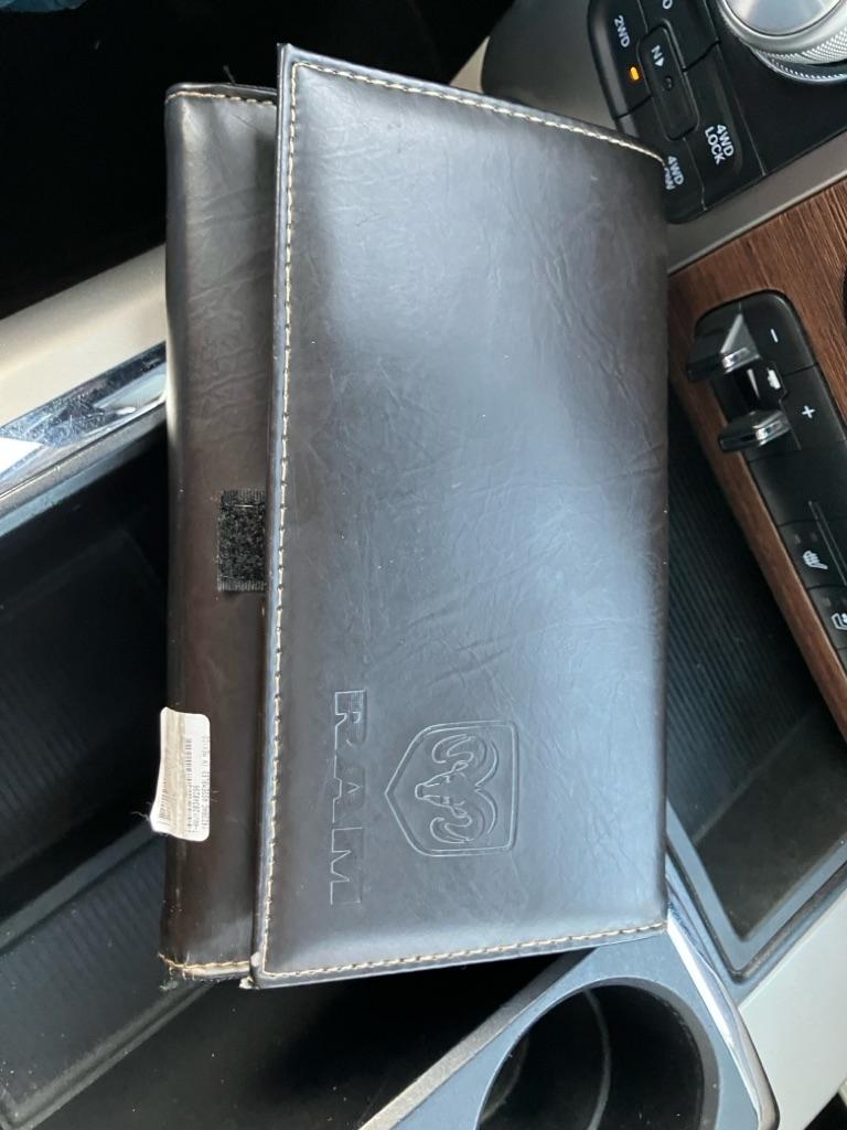 RAM 1500 Laramie Crew Cab SWB 4WD 2013