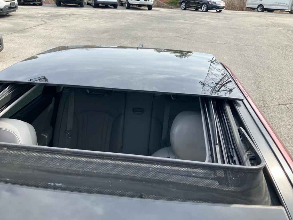 Hyundai Genesis 5.0L RWD 2015