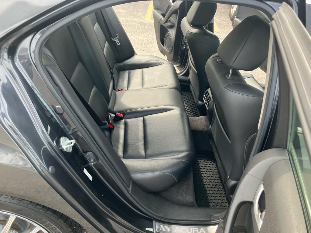 Acura TSX 5-speed AT 2012