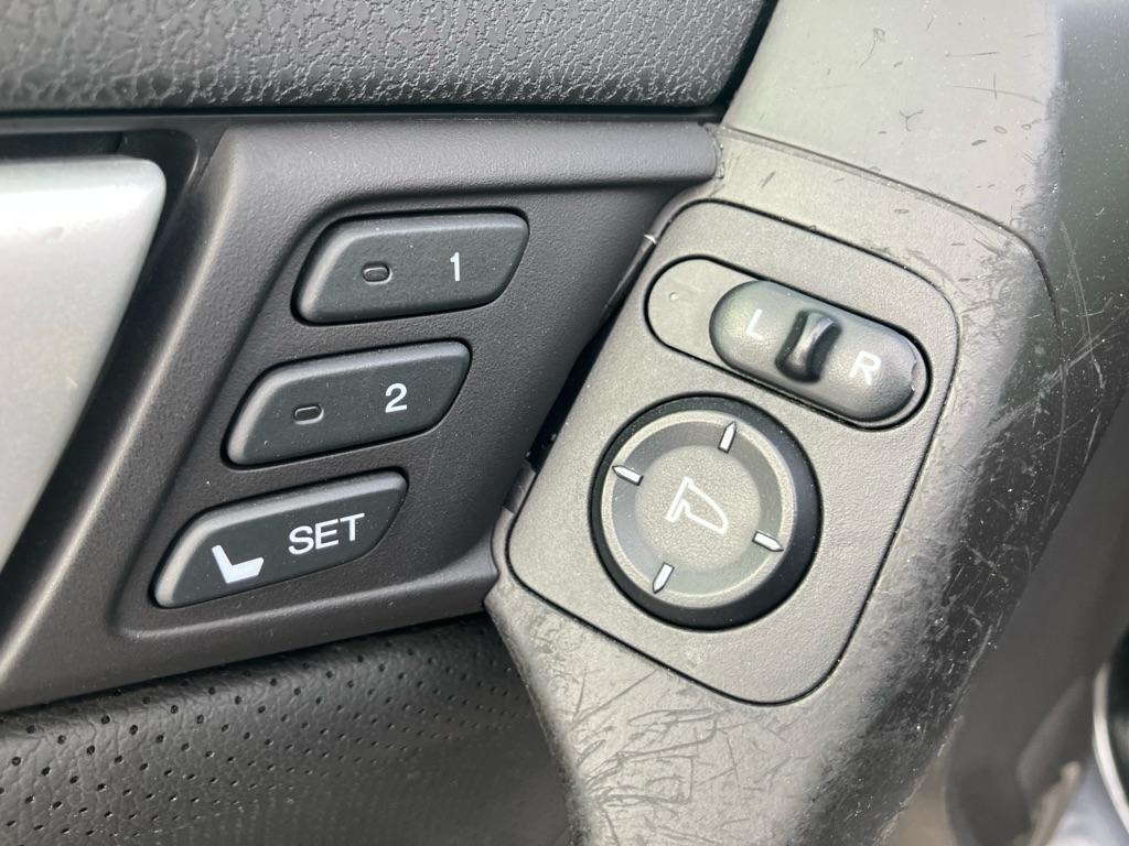 Acura TSX 5-speed AT 2012