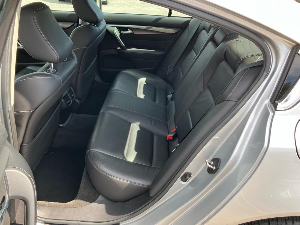 Acura TL 6-Speed AT 2014