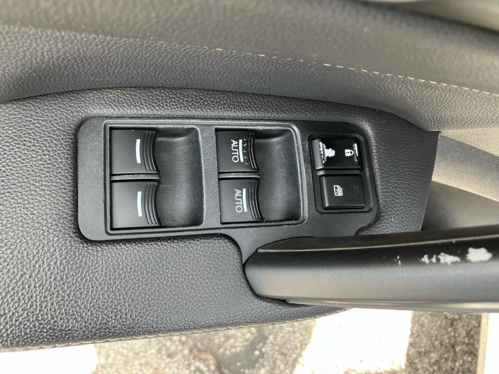 Acura TL 6-Speed AT 2014