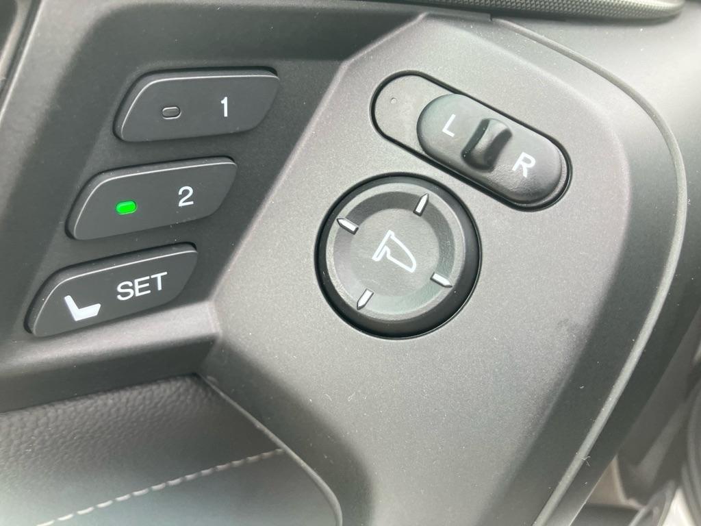 Acura TL 6-Speed AT 2014