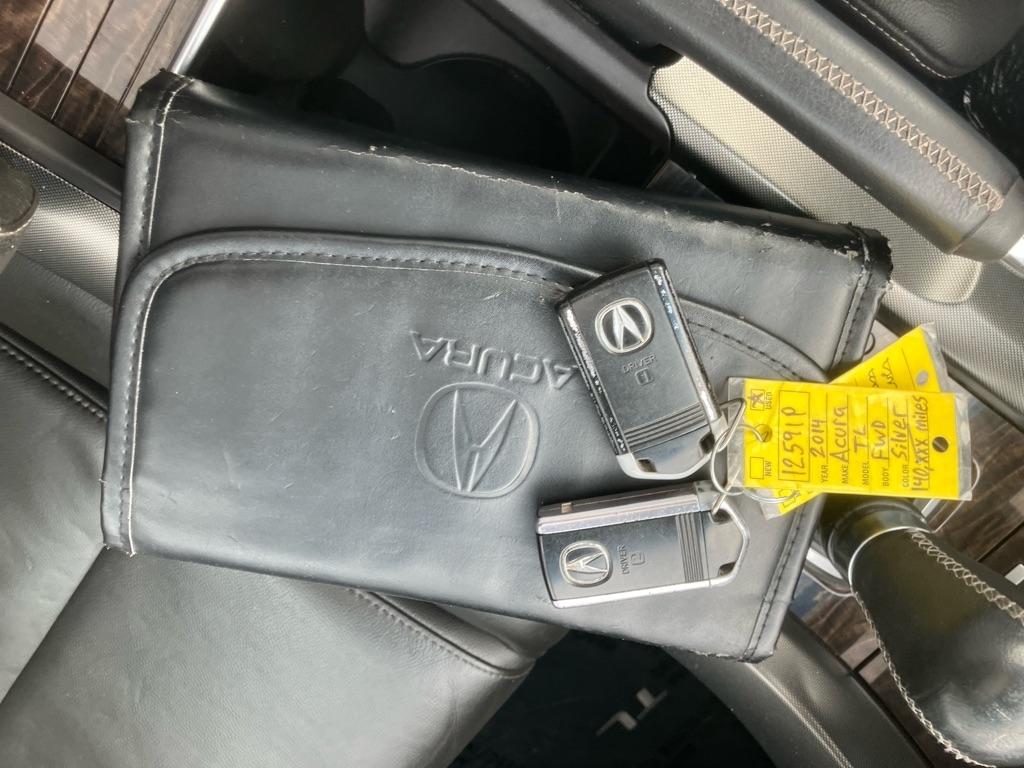 Acura TL 6-Speed AT 2014