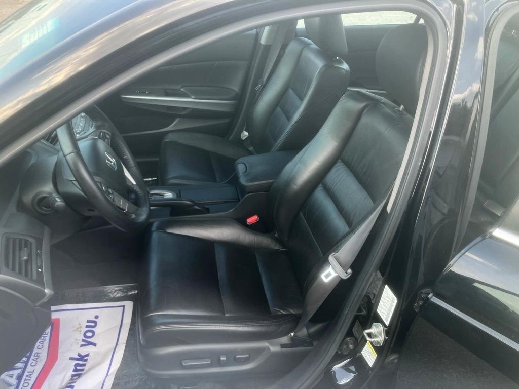 Honda Accord EX-L V-6 Sedan AT 2010