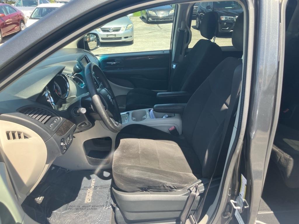 Dodge Grand Caravan SXT 2012