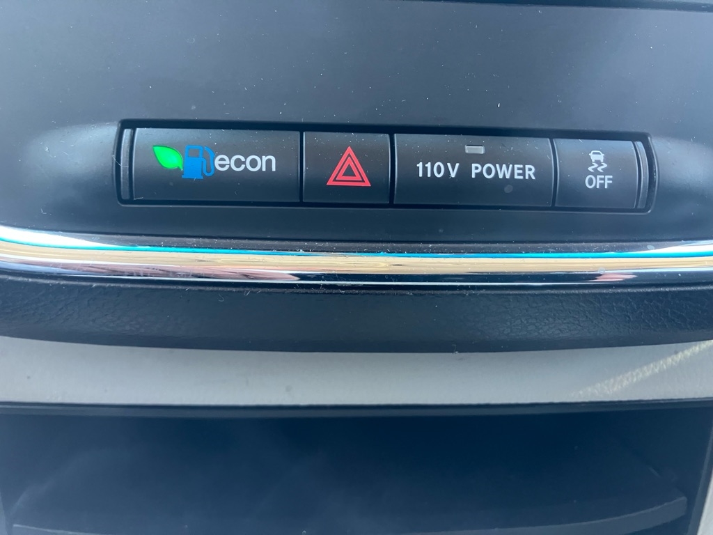 Dodge Grand Caravan SXT 2012