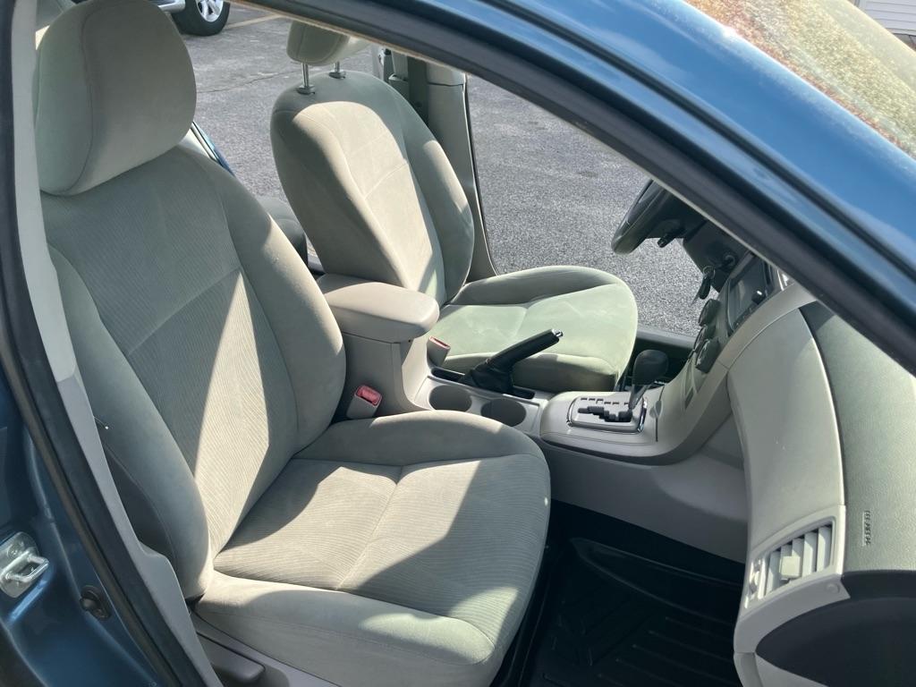 Toyota Corolla S 5-Speed MT 2013