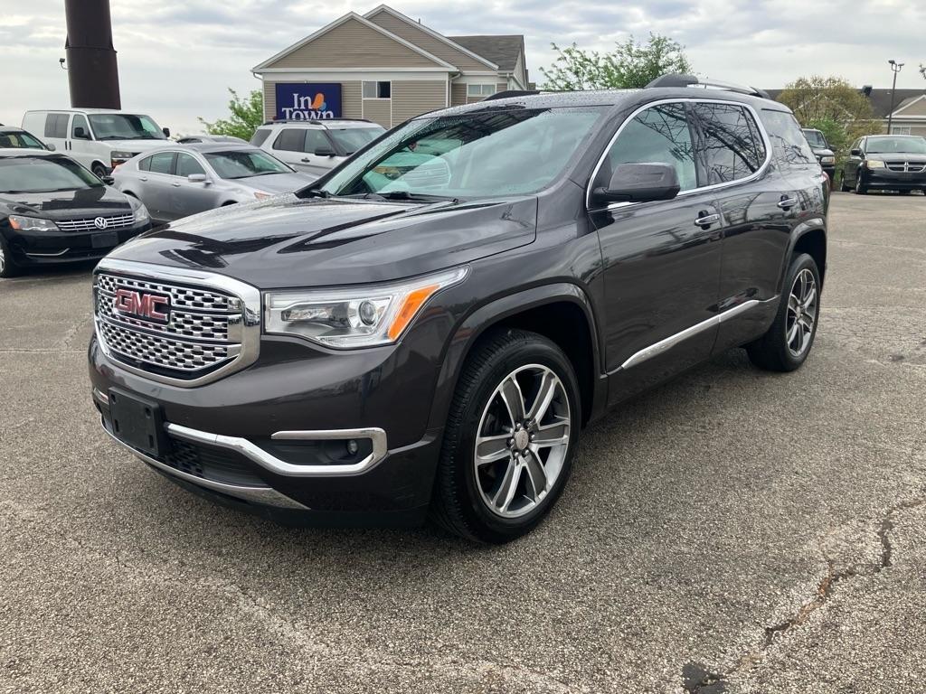 GMC Acadia Denali AWD 2017