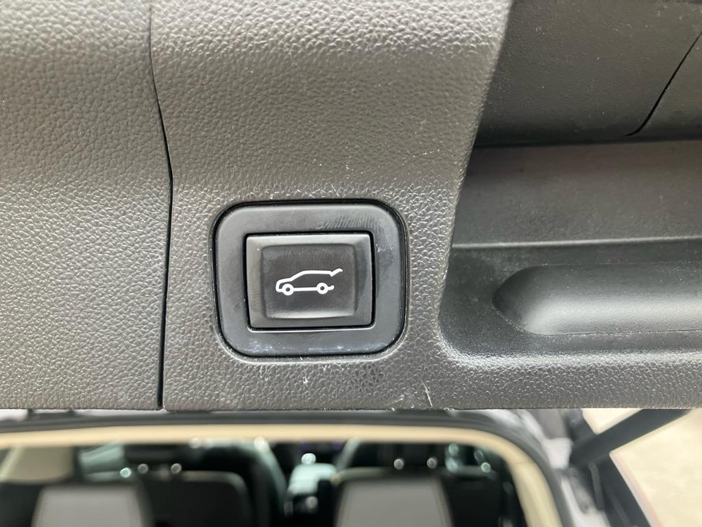 GMC Acadia Denali AWD 2017