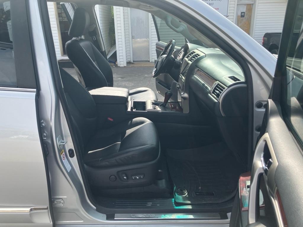 Lexus GX 460 Sport Utility 2013