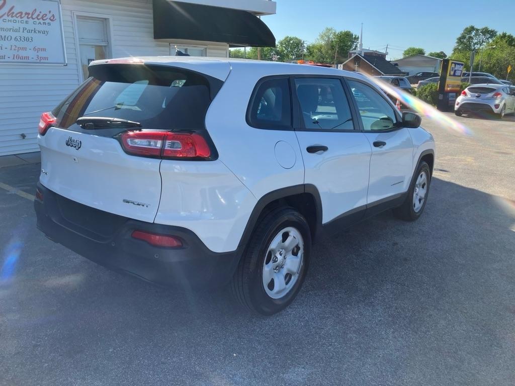 Jeep Cherokee Sport 4WD 2014