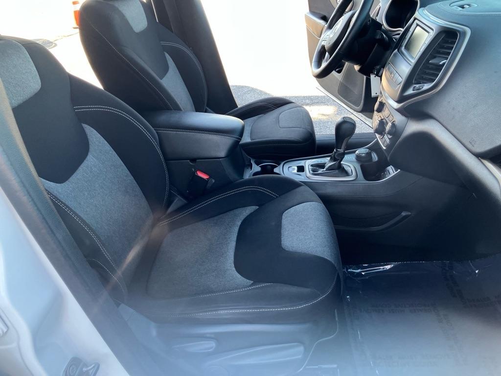 Jeep Cherokee Sport 4WD 2014