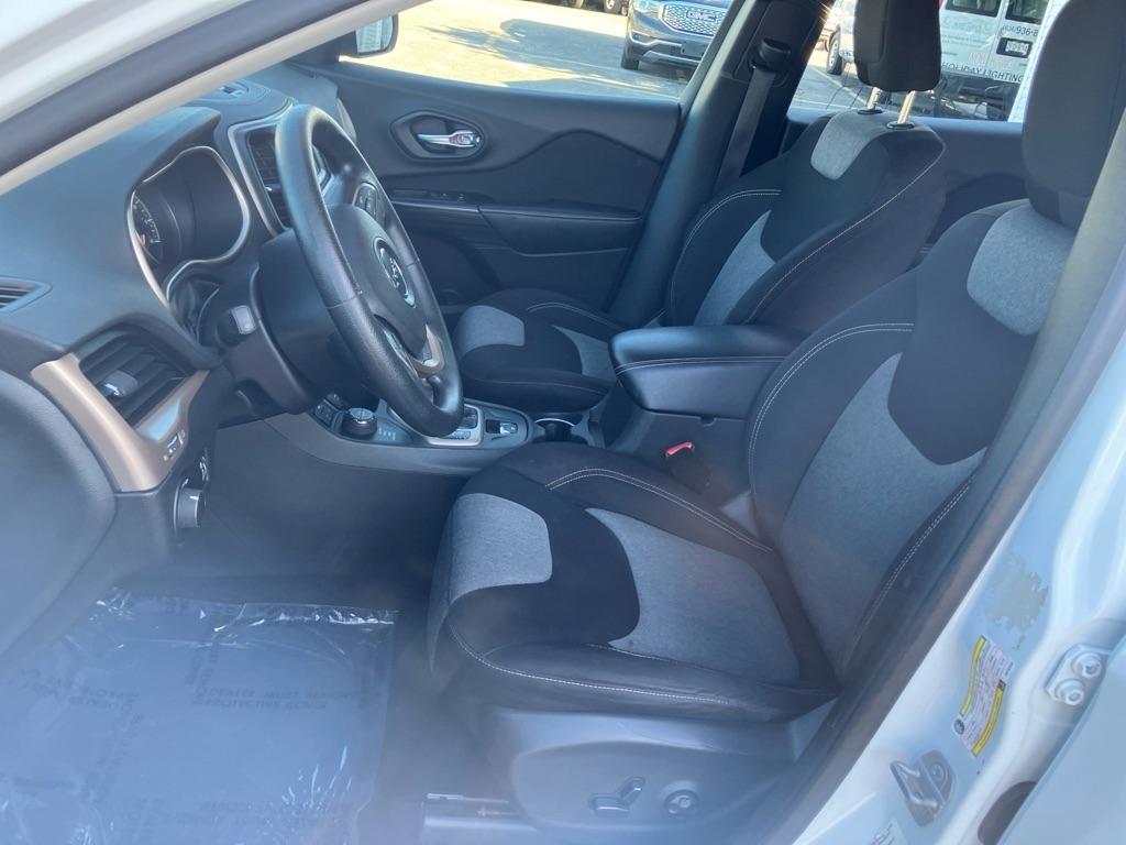 Jeep Cherokee Sport 4WD 2014