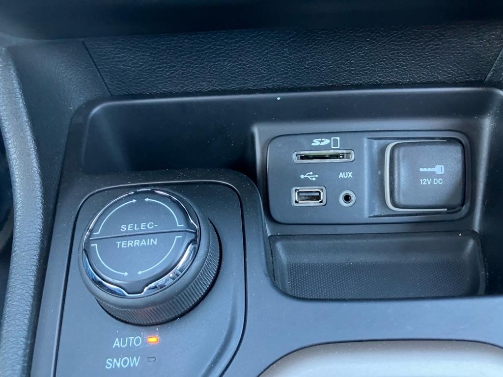 Jeep Cherokee Sport 4WD 2014