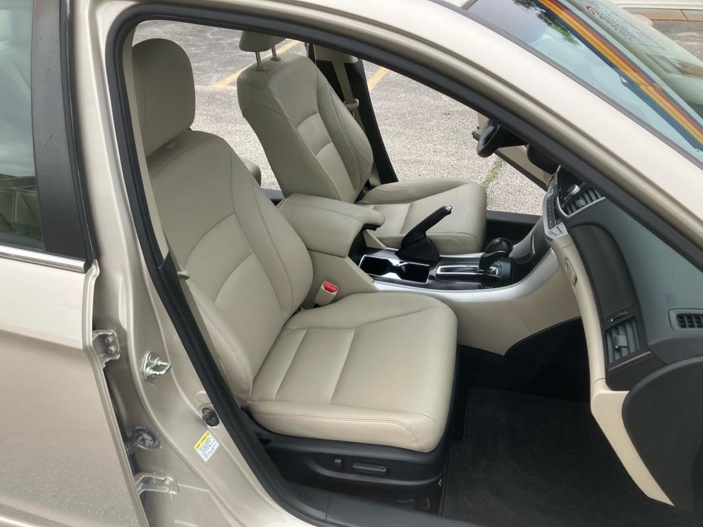 Honda Accord EX-L Sedan CVT 2013