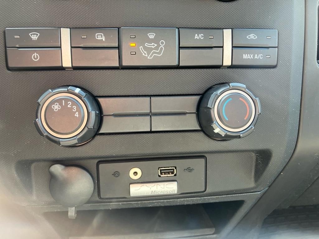 Ford F-150 XL 8-ft. Bed 2WD 2013