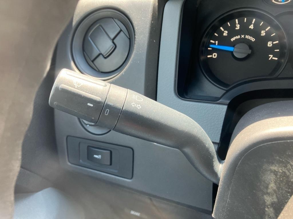 Ford F-150 XL 8-ft. Bed 2WD 2013
