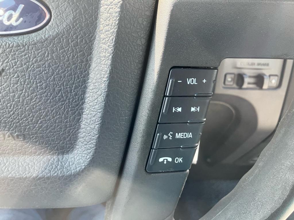 Ford F-150 XL 8-ft. Bed 2WD 2013