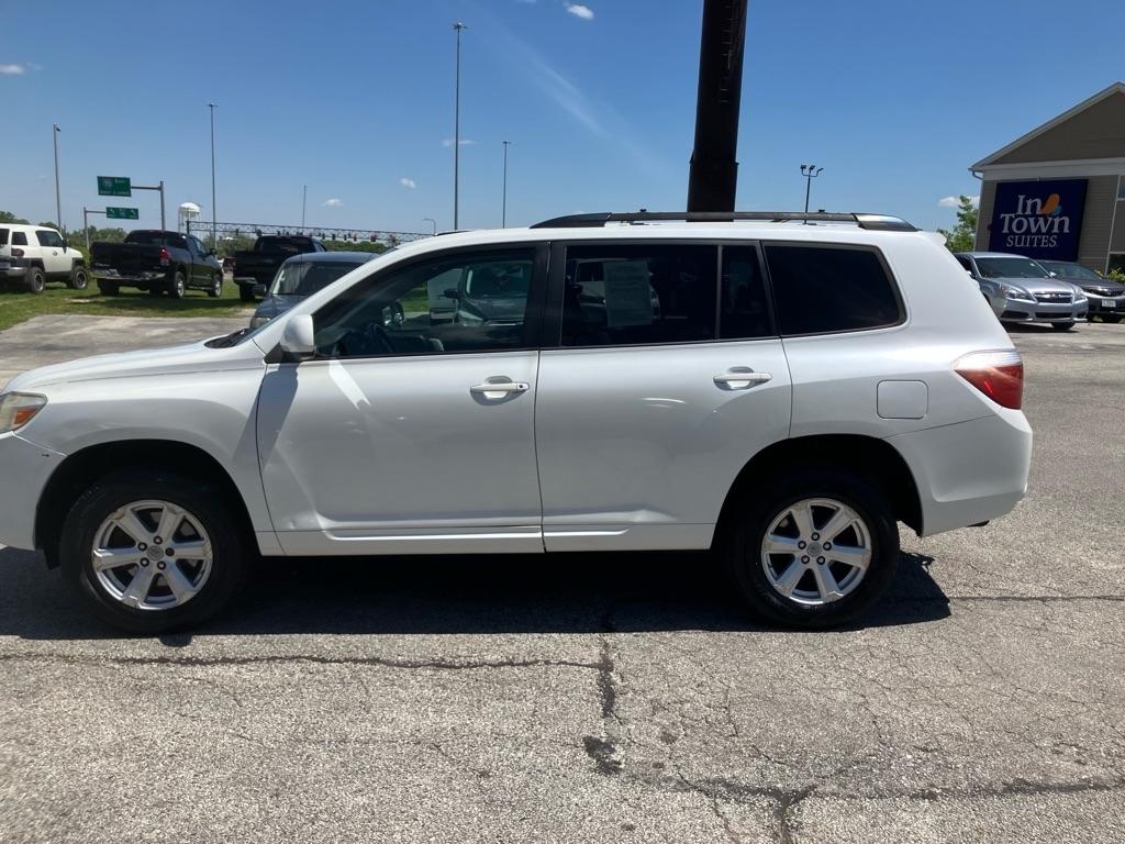 Toyota Highlander Base 4WD 2008