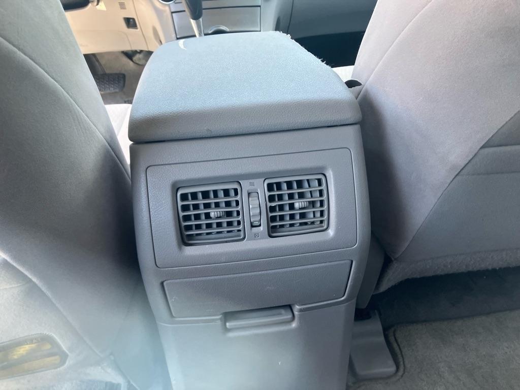 Toyota Highlander Base 4WD 2008