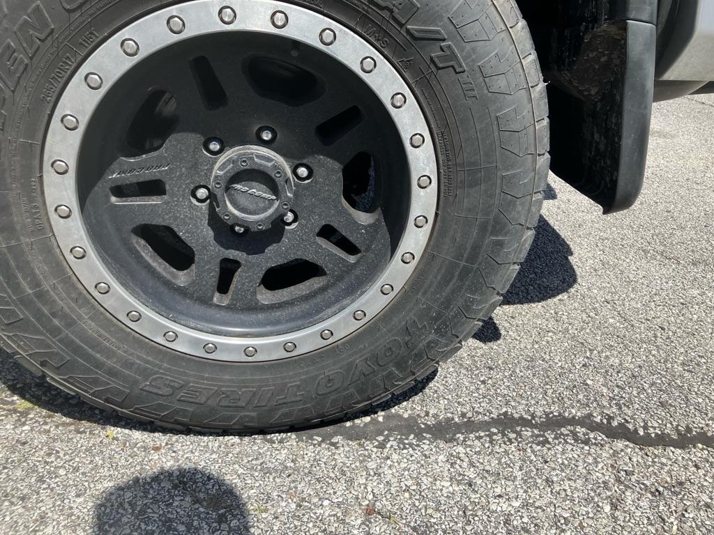 Toyota FJ Cruiser 4WD MT 2012