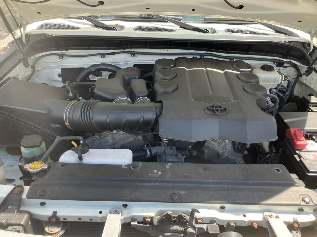 Toyota FJ Cruiser 4WD MT 2012