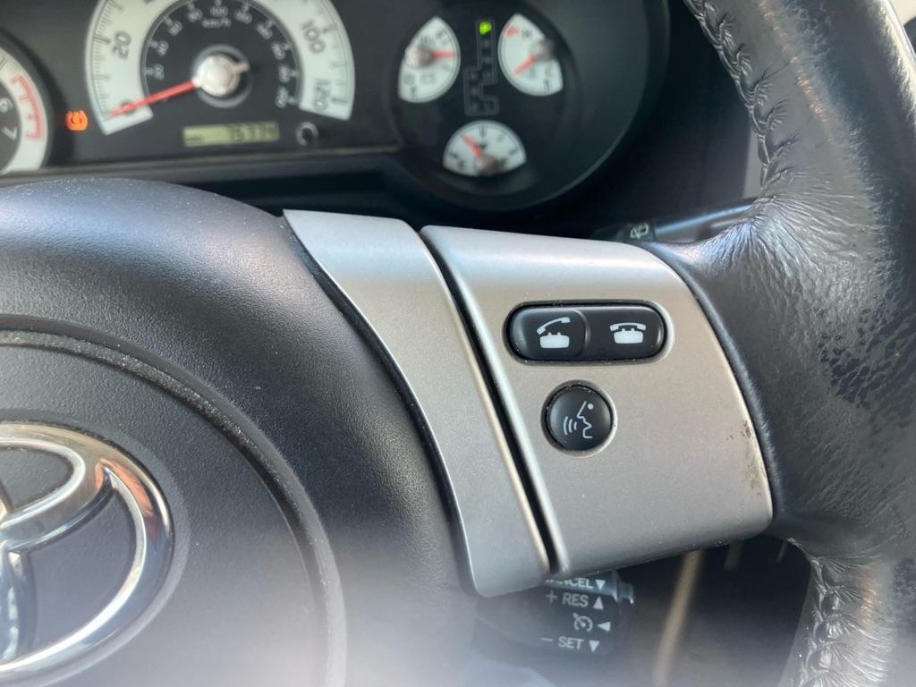 Toyota FJ Cruiser 4WD MT 2012