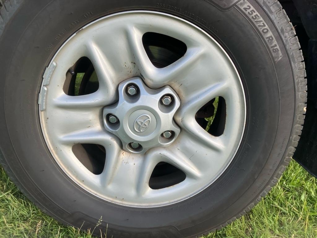 Toyota Tundra SR5 Double Cab 5.7L 4WD 2008