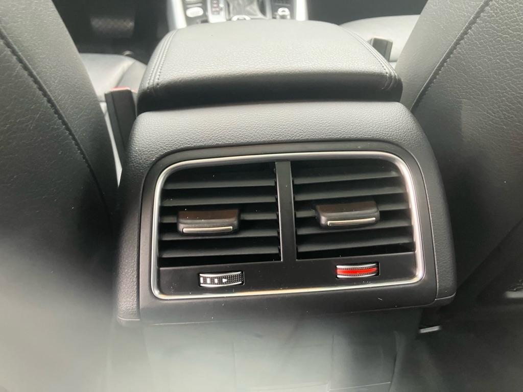 Audi Q5 2.0T Premium Plus quattro 2015