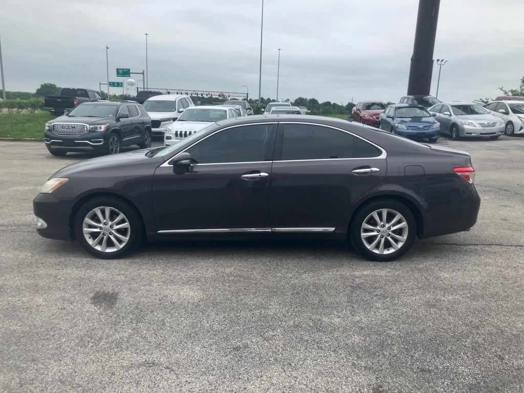 Lexus ES  2010