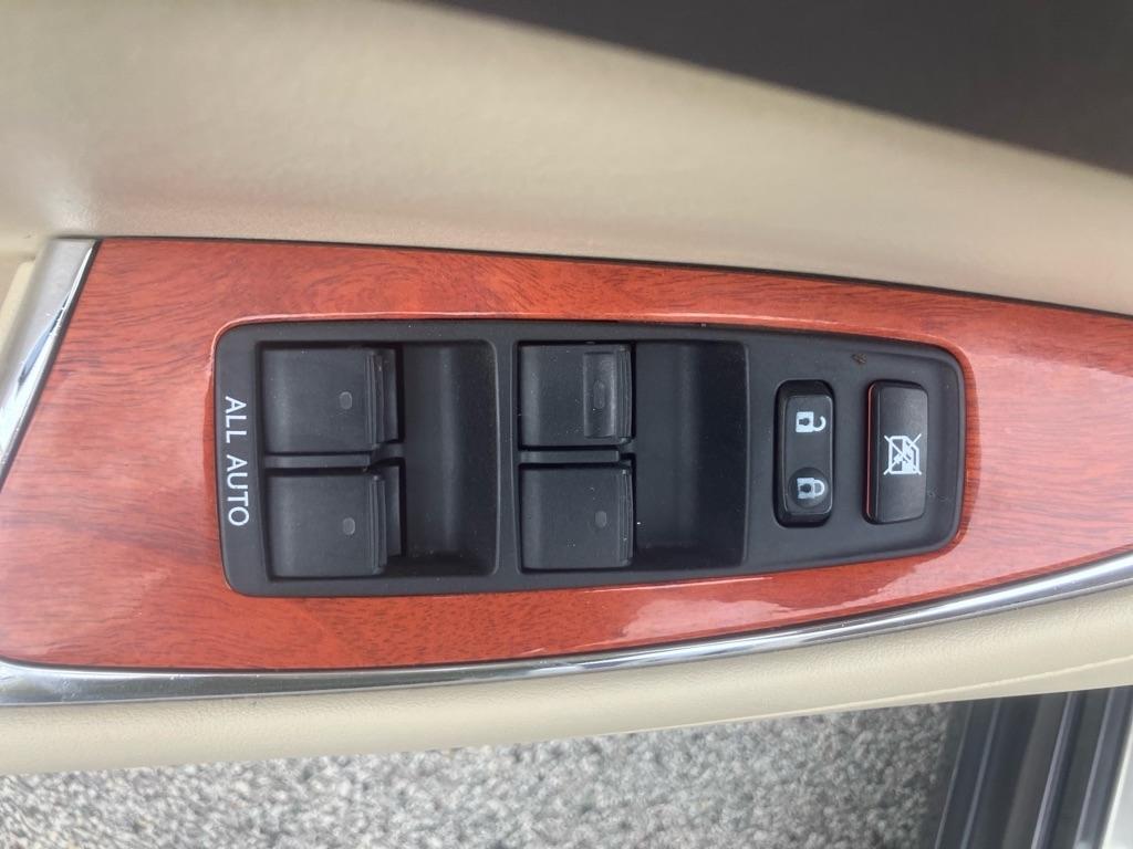 Lexus ES  2010
