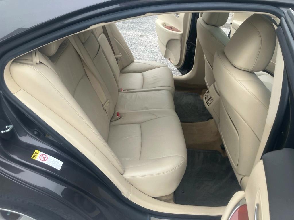 Lexus ES  2010