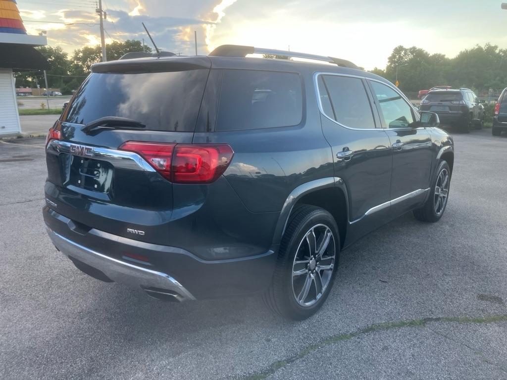 GMC Acadia Denali AWD 2019