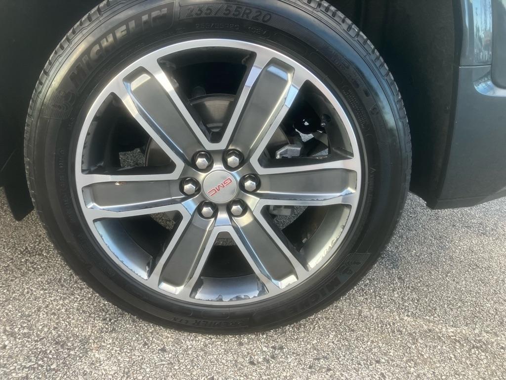 GMC Acadia Denali AWD 2019