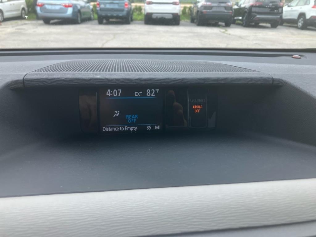 Toyota Sienna XLE 8-Pass V6 2011