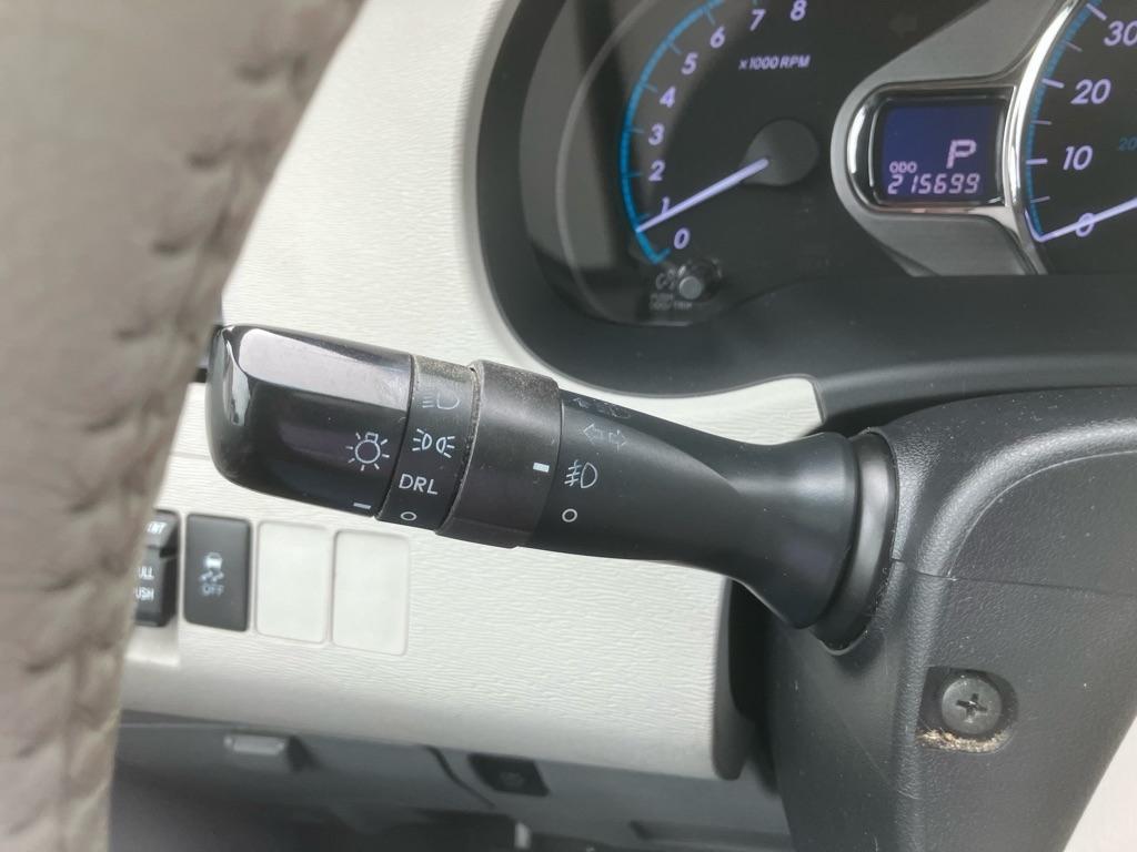 Toyota Sienna XLE 8-Pass V6 2011