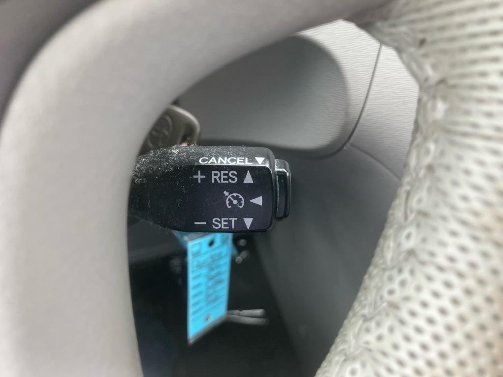 Toyota Sienna XLE 8-Pass V6 2011