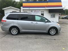 2011 Toyota Sienna 