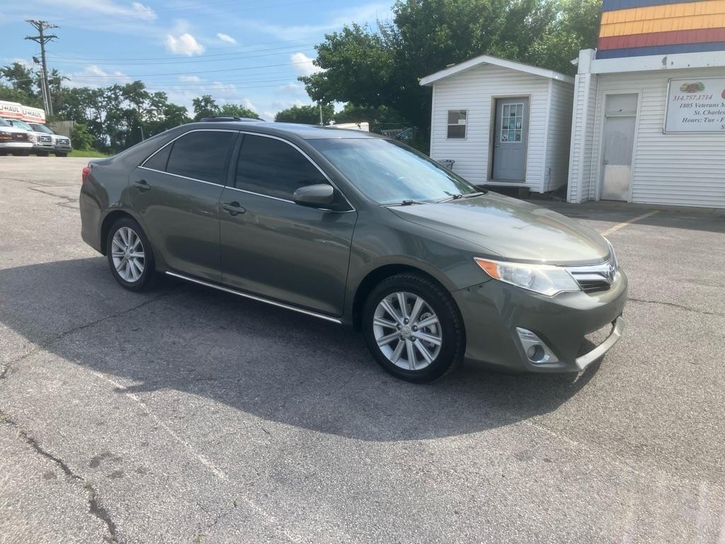 Toyota Camry LE 2012