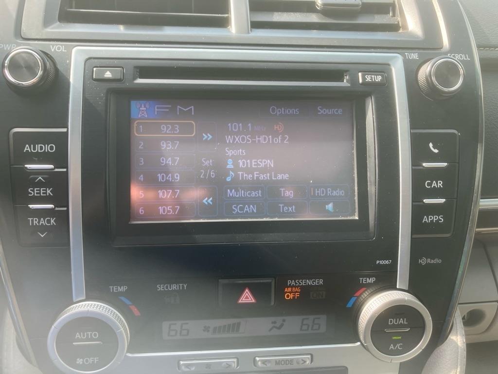 Toyota Camry LE 2012