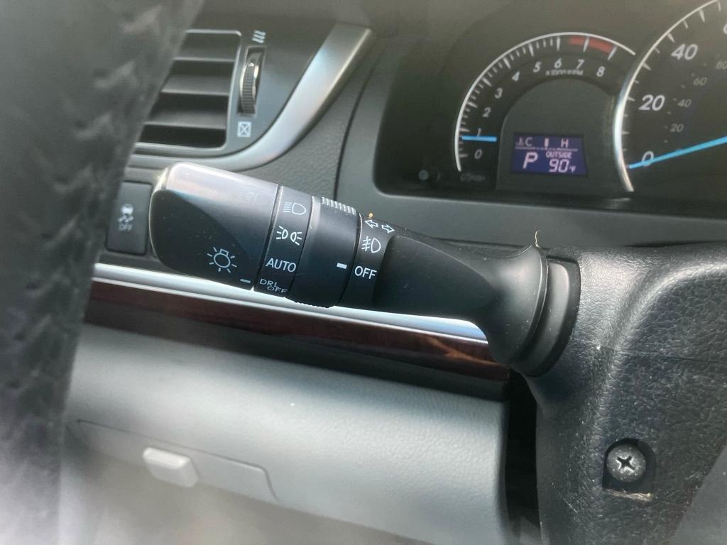 Toyota Camry LE 2012