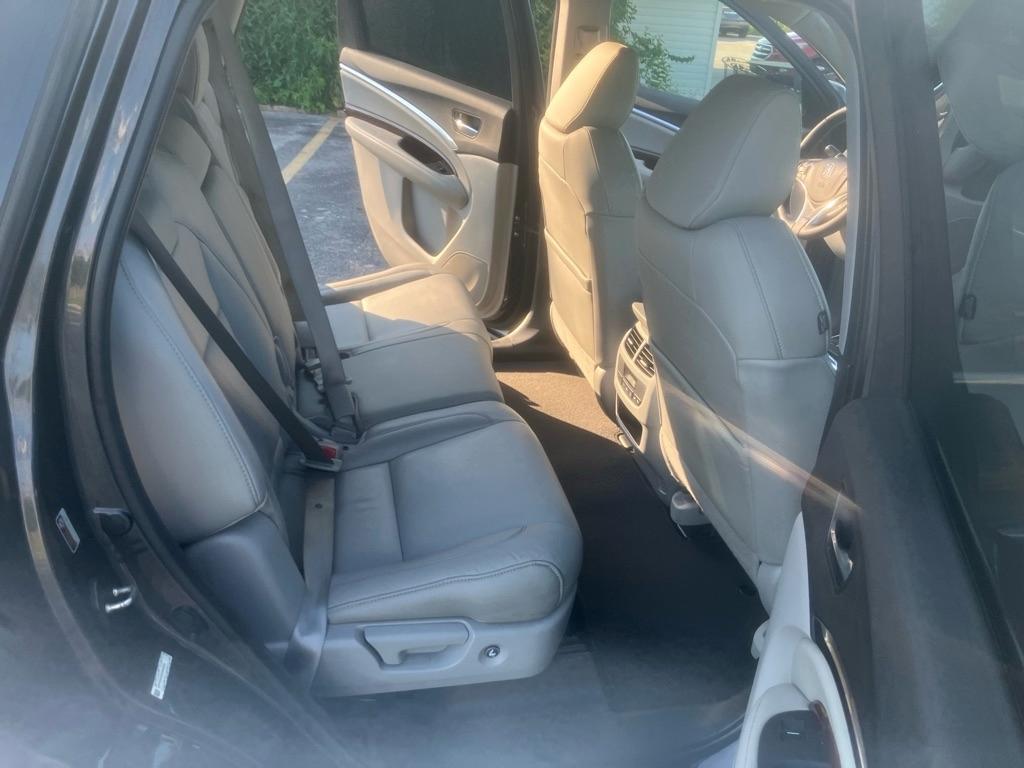 Acura MDX SH-AWD 9-Spd AT w/Tech Package 2016