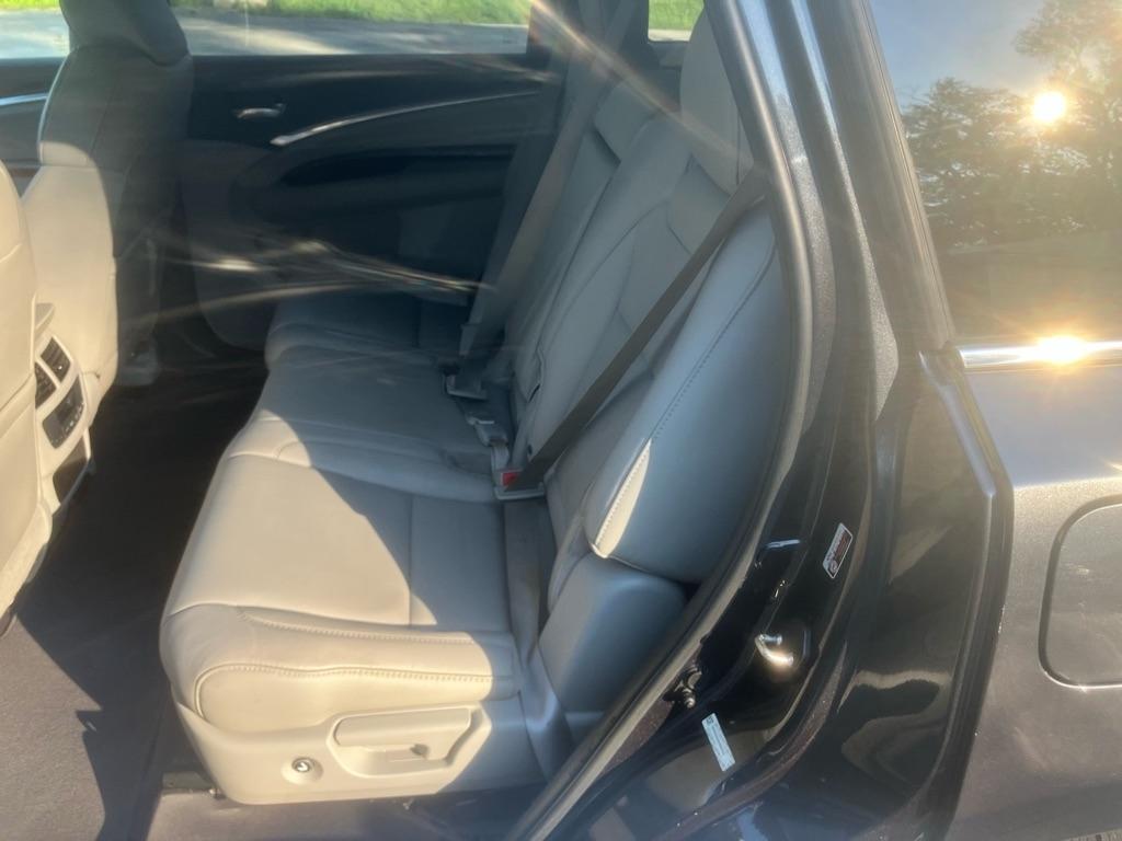 Acura MDX SH-AWD 9-Spd AT w/Tech Package 2016
