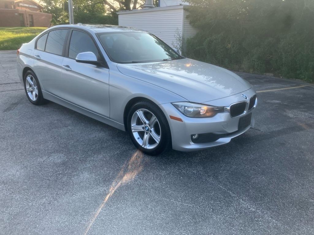 BMW 3-Series 320i Sedan 2014
