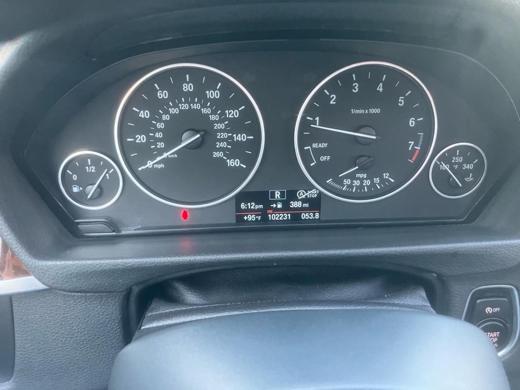 BMW 3-Series 320i Sedan 2014