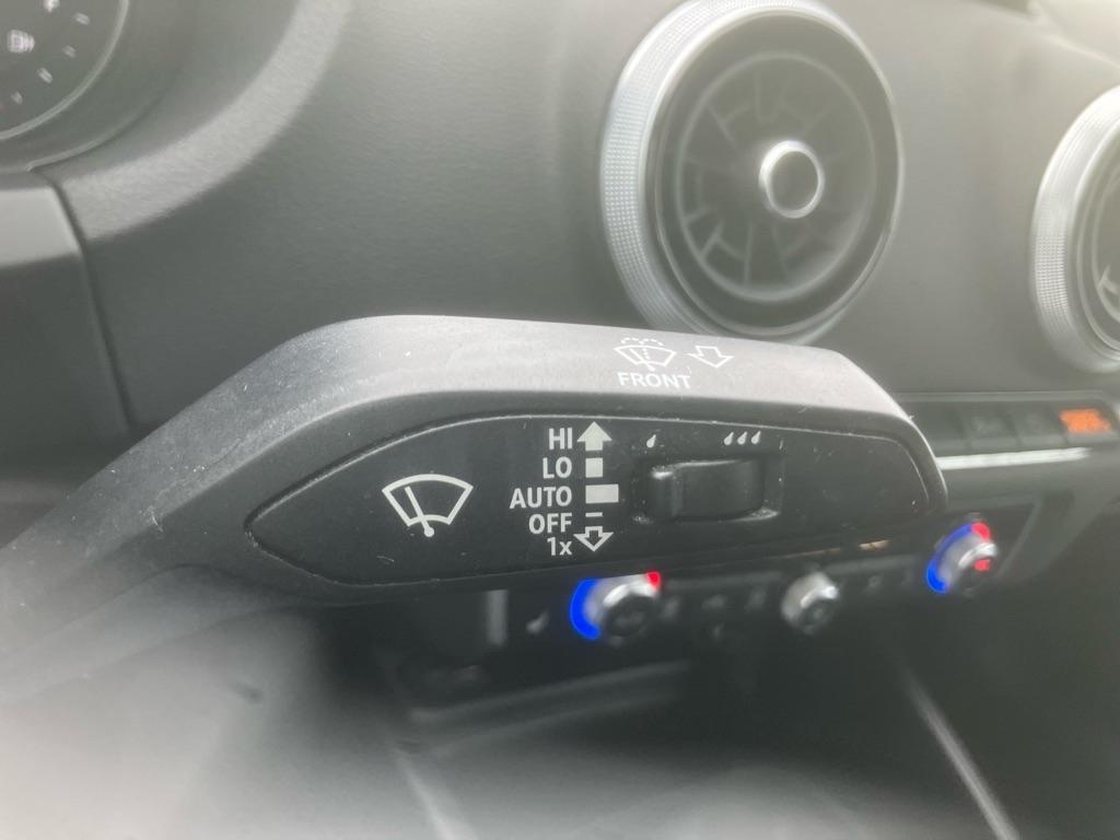Audi A3 1.8T Premium Plus FWD S tronic 2018