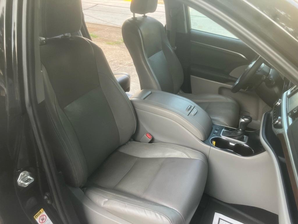Toyota Highlander Limited AWD V6 2016